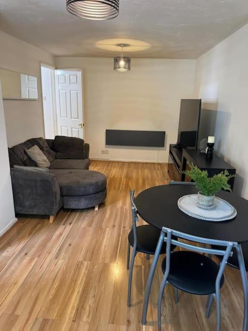 A Cozy Apartment In Barking 巴尔金 外观 照片